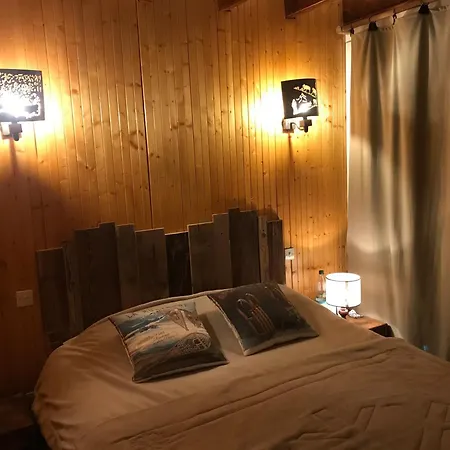 Chalet Mitoyen Pres Des Pistes *